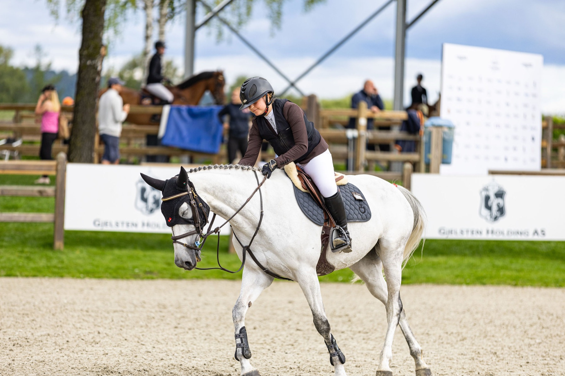 Bertine Skogly show jumping